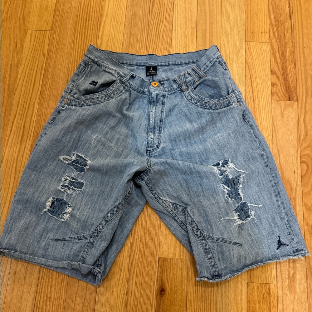 Nike Air Jordan men’s size 38 Distressed Jean Shorts